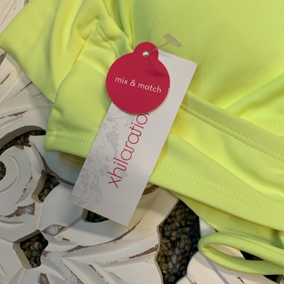 Xhilaration Neon Yellow Ruffle Tie Back Halter Bikini Top NWT Size XL - Picture 3 of 8
